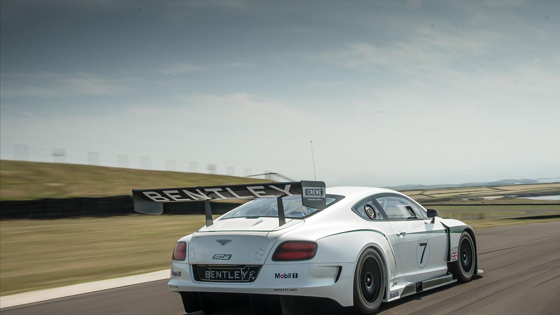 两种节奏魔法，新疆队的交响乐与英格拉姆的孤星绝唱